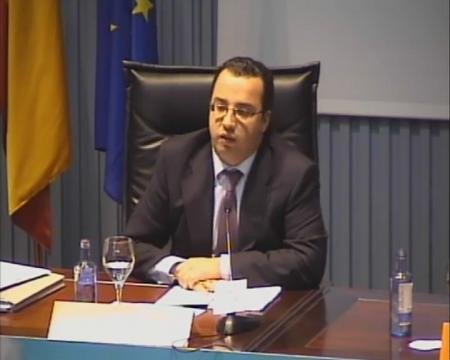 Mesa redonda: A nube na industria. - Xornadas sobre internet e servizos en nube: Retos e oportunidades para a empresa e a administración